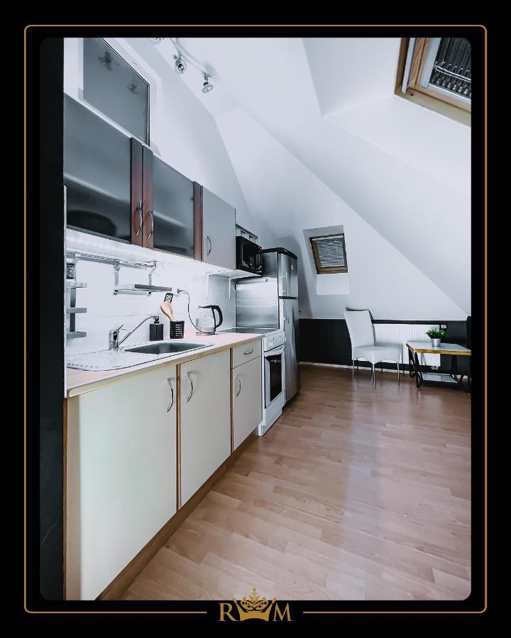 Rm Luxury Apartment In Prague • 6 People • Free Parking • Pets Ngoại thất bức ảnh