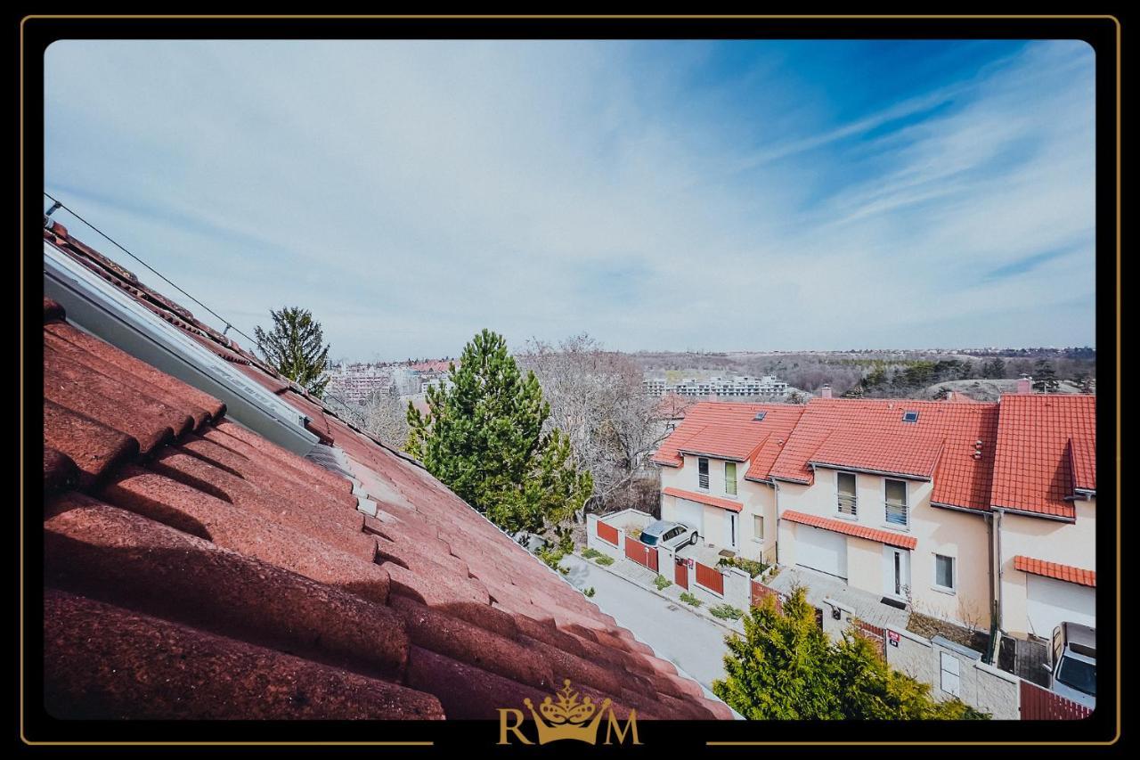 Rm Luxury Apartment In Prague • 6 People • Free Parking • Pets Ngoại thất bức ảnh